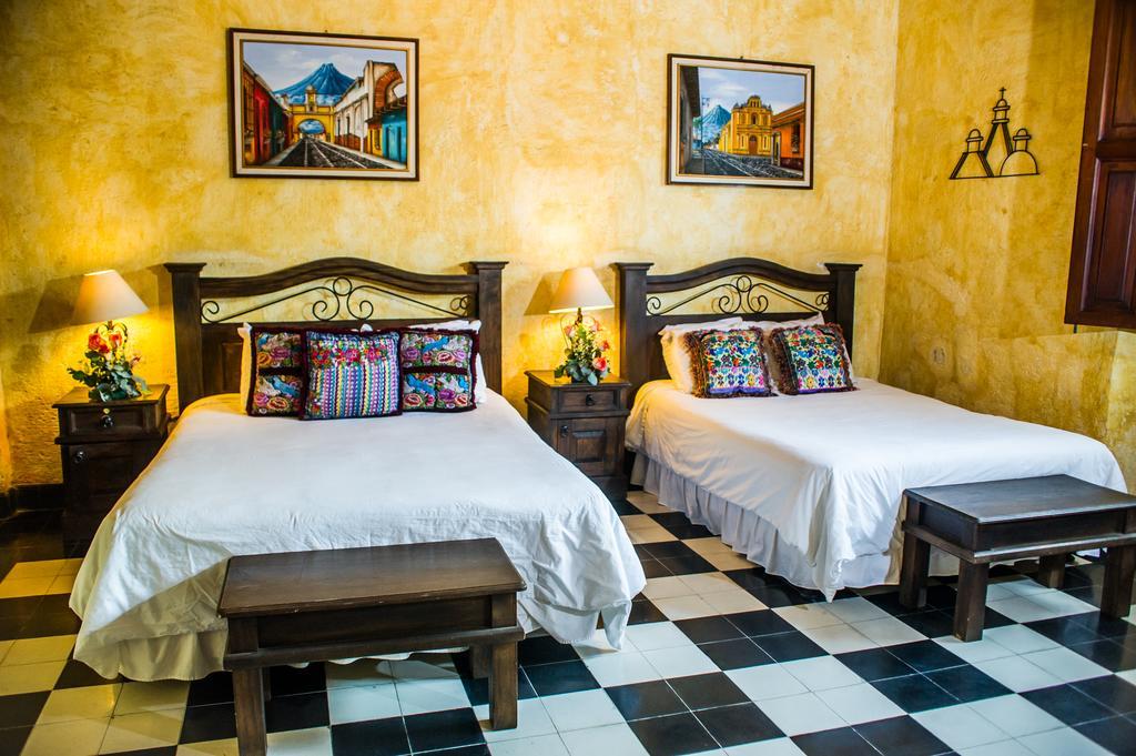 Hotel Casa Del Parque By Ahs Антигуа-Гватемала Экстерьер фото